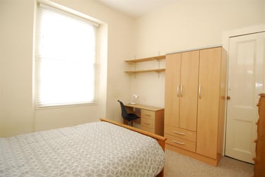 5 bed flat, Clifton Place, Greenbank, Plymouth, PL48HY - Image 5